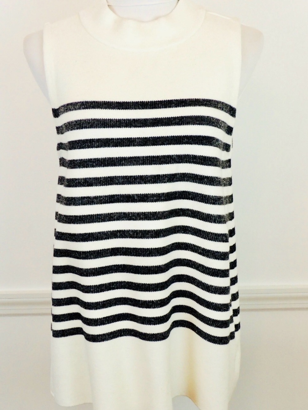 Moth by Anthropologie Sleeveless Black & White Striped Knit Tank Top